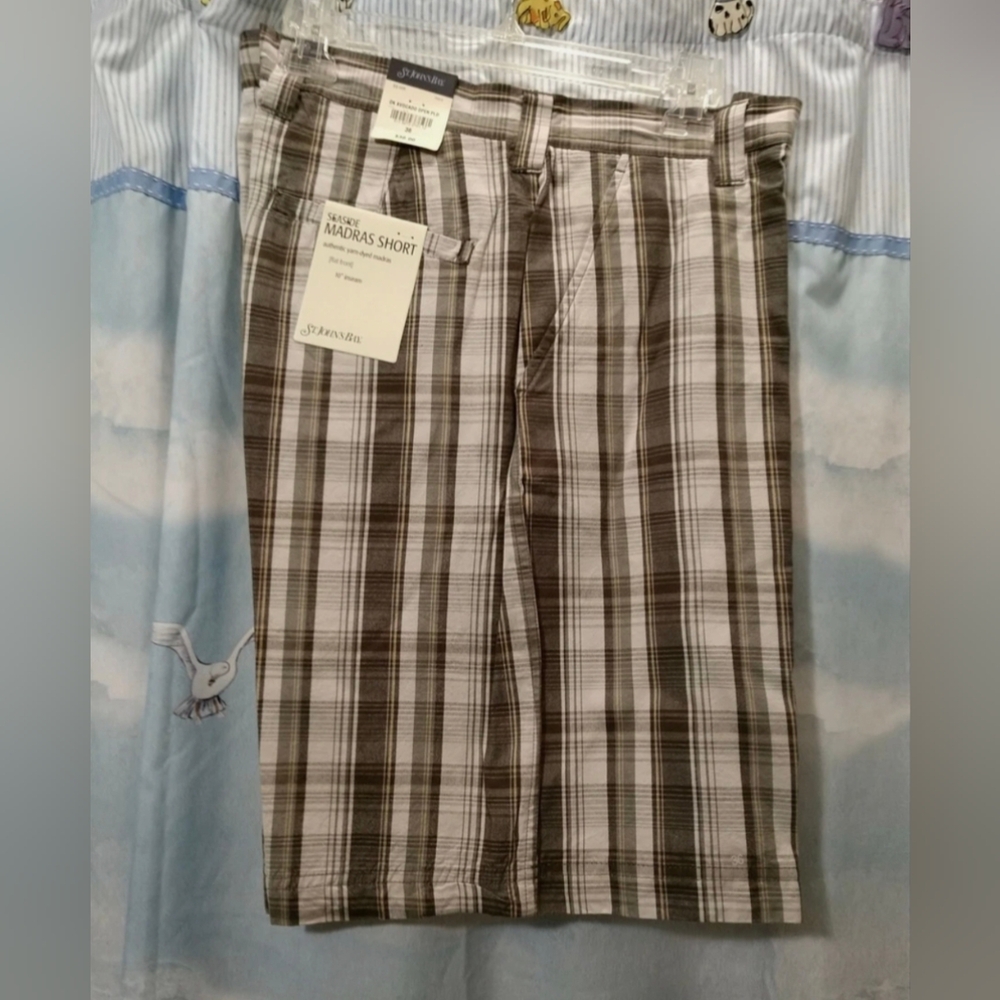 St John's Bay Open Plaid Madras Shorts Flat Front NWT Size 36 ($30 Tag).